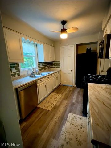 1948 Revere Road, Cleveland Heights, OH 44118