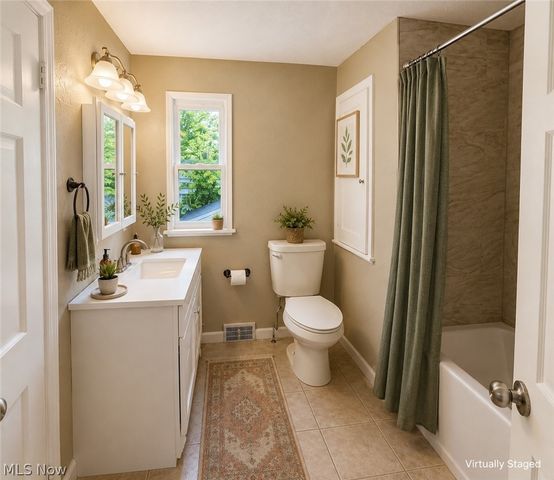 1948 Revere Road, Cleveland Heights, OH 44118