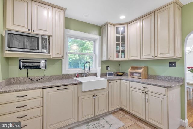 9408 DANA VISTA RD, Baltimore, MD 21236