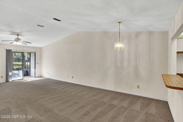 7623 BAYMEADOWS Circle 2024, Jacksonville, FL 32256