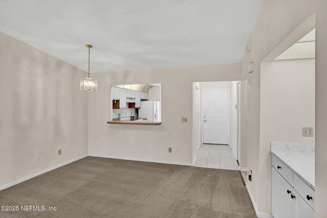 7623 BAYMEADOWS Circle 2024, Jacksonville, FL 32256