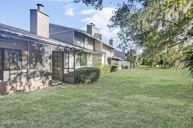 7623 BAYMEADOWS Circle 2024, Jacksonville, FL 32256