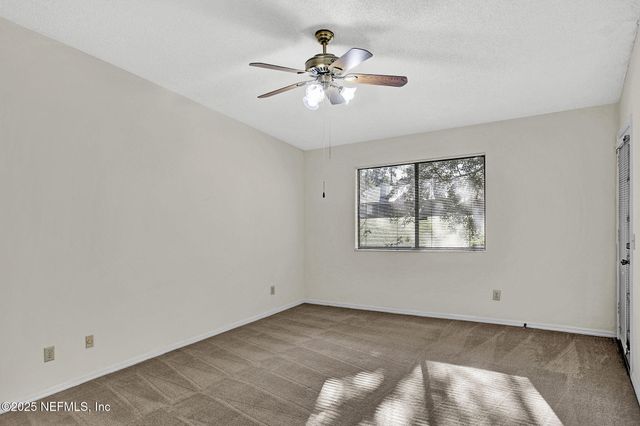 7623 BAYMEADOWS Circle 2024, Jacksonville, FL 32256