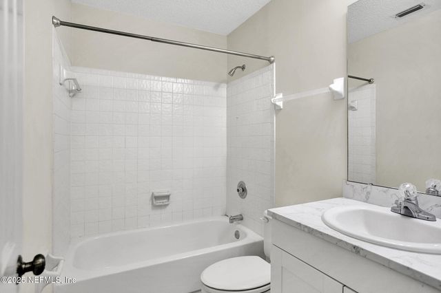 7623 BAYMEADOWS Circle 2024, Jacksonville, FL 32256