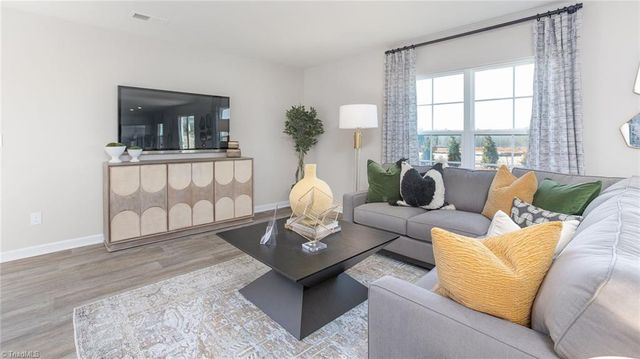 4704 Mount Hope Drive, Winston-salem, NC 27107