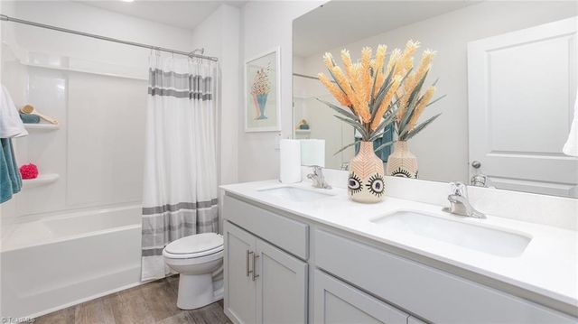 4704 Mount Hope Drive, Winston-salem, NC 27107