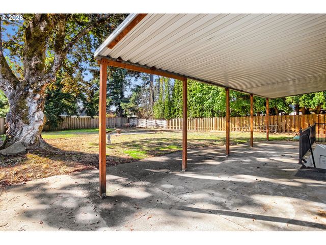 1147 Se 174TH Ave, Portland, OR 97233