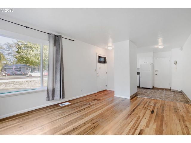 1147 Se 174TH Ave, Portland, OR 97233