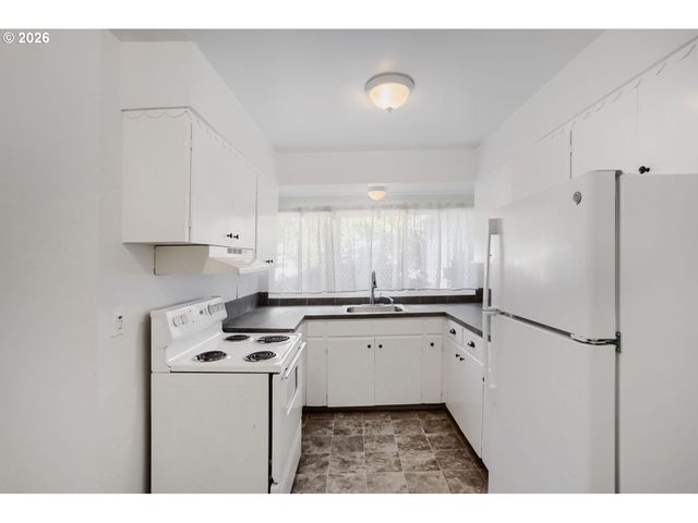 1147 Se 174TH Ave, Portland, OR 97233