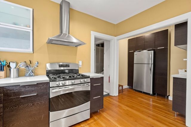 3 Upland Road 2, Brookline, MA 02445