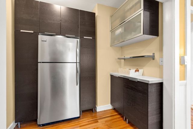 3 Upland Road 2, Brookline, MA 02445