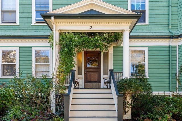 3 Upland Road 2, Brookline, MA 02445