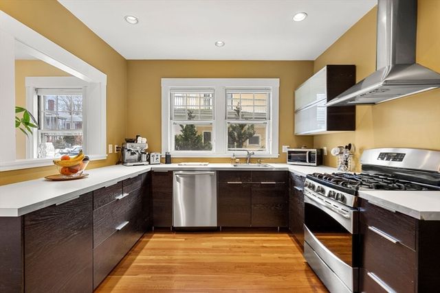 3 Upland Road 2, Brookline, MA 02445