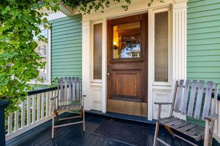 3 Upland Road 2, Brookline, MA 02445