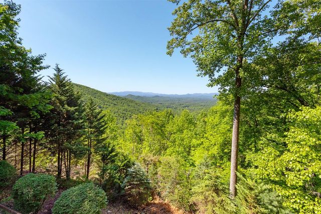124 U Drive Road, Murphy, NC 28906
