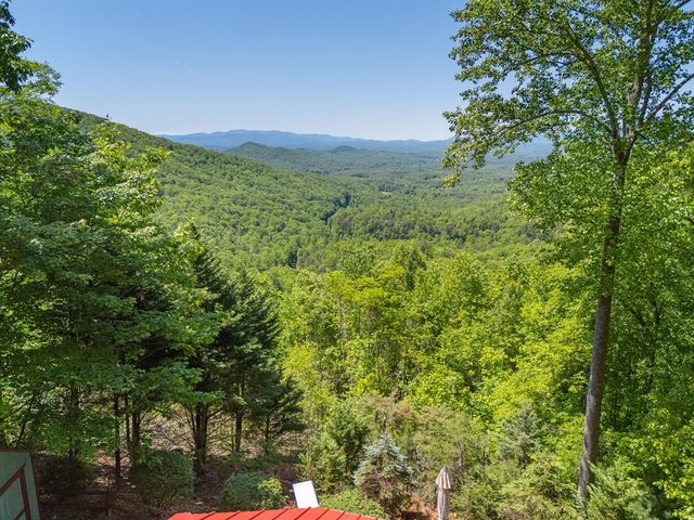 124 U Drive Road, Murphy, NC 28906
