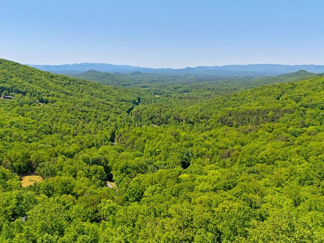 124 U Drive Road, Murphy, NC 28906