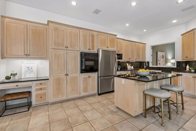 7238 Lewis Ridge Parkway, Edina, MN 55439