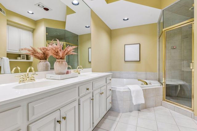 7238 Lewis Ridge Parkway, Edina, MN 55439