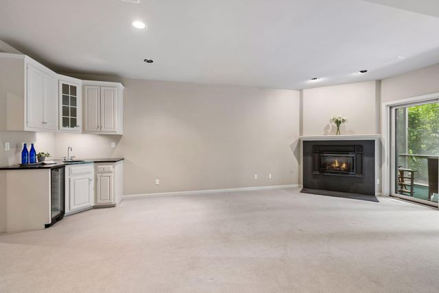 7238 Lewis Ridge Parkway, Edina, MN 55439