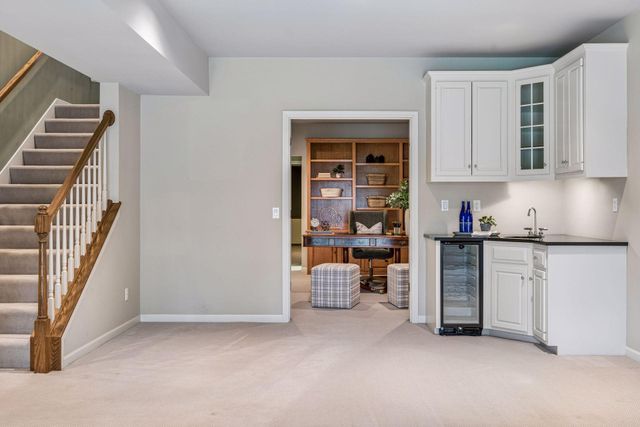 7238 Lewis Ridge Parkway, Edina, MN 55439
