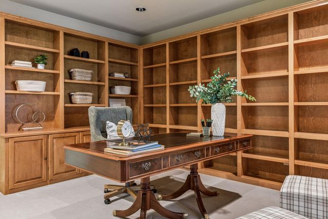 7238 Lewis Ridge Parkway, Edina, MN 55439