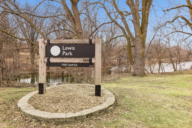 7238 Lewis Ridge Parkway, Edina, MN 55439