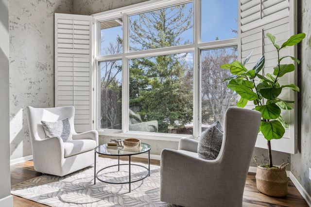 7238 Lewis Ridge Parkway, Edina, MN 55439