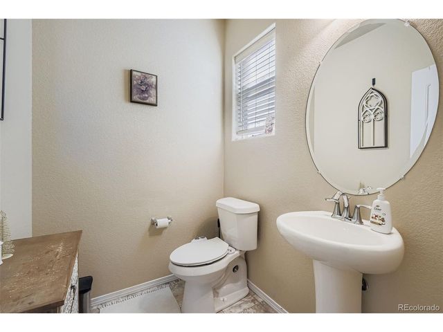5835 Thurber Dr, Colorado Springs, CO 80924