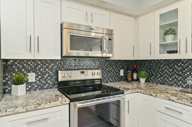 12800 Briar Forest Drive 138, Houston, TX 77077