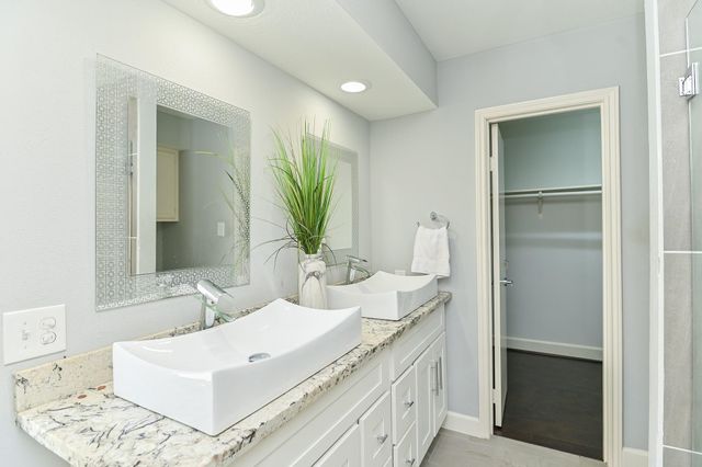 12800 Briar Forest Drive 138, Houston, TX 77077