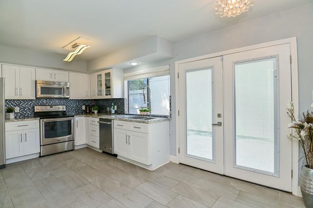 12800 Briar Forest Drive 138, Houston, TX 77077