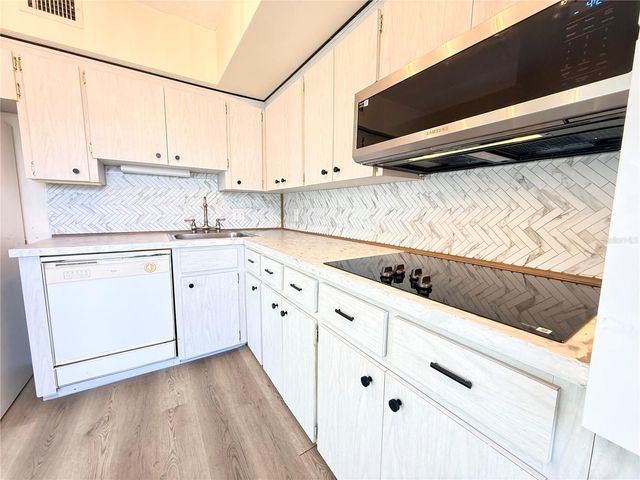 2453 BRAZILIA DRIVE 25, Clearwater, FL 33763