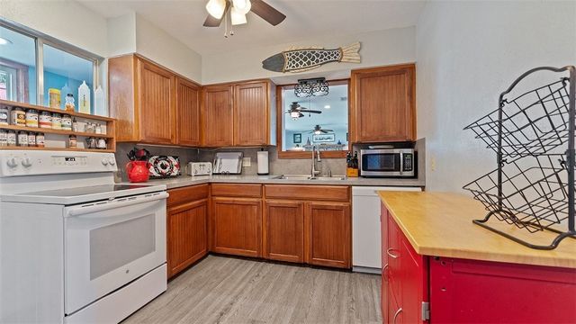 19724 Waldon Road, Rogers, AR 72756