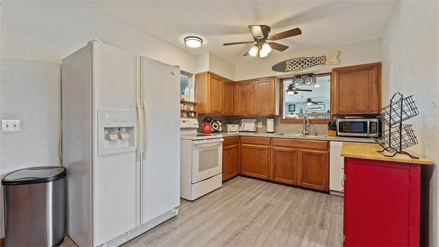 19724 Waldon Road, Rogers, AR 72756