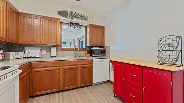 19724 Waldon Road, Rogers, AR 72756