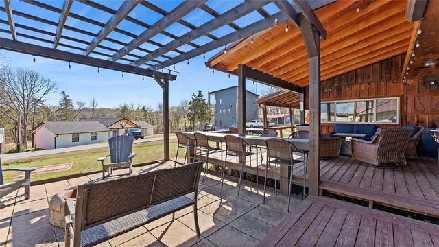 19724 Waldon Road, Rogers, AR 72756