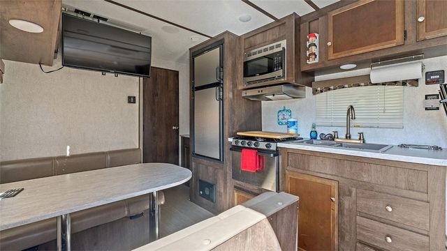 19724 Waldon Road, Rogers, AR 72756