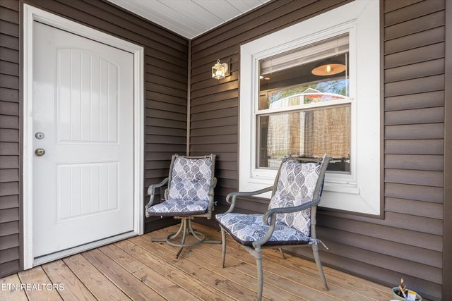 2214 Lincoln St, Knoxville, TN 37920