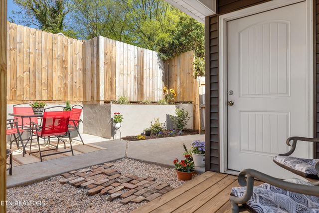 2214 Lincoln St, Knoxville, TN 37920
