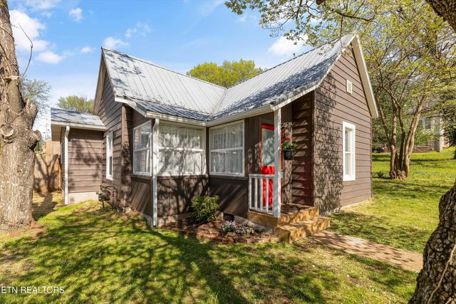 2214 Lincoln St, Knoxville, TN 37920