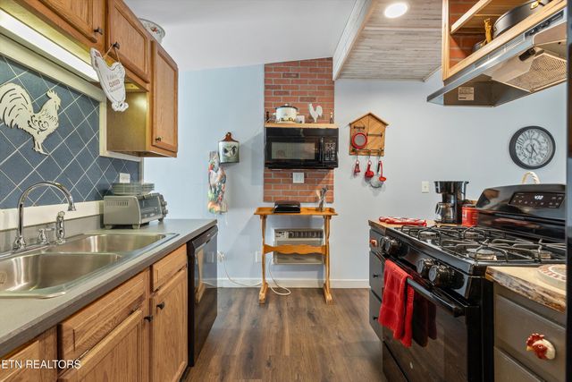 2214 Lincoln St, Knoxville, TN 37920