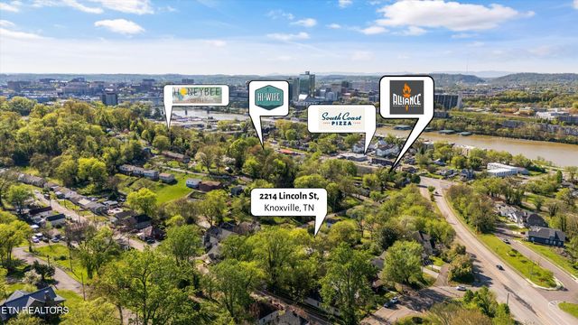 2214 Lincoln St, Knoxville, TN 37920