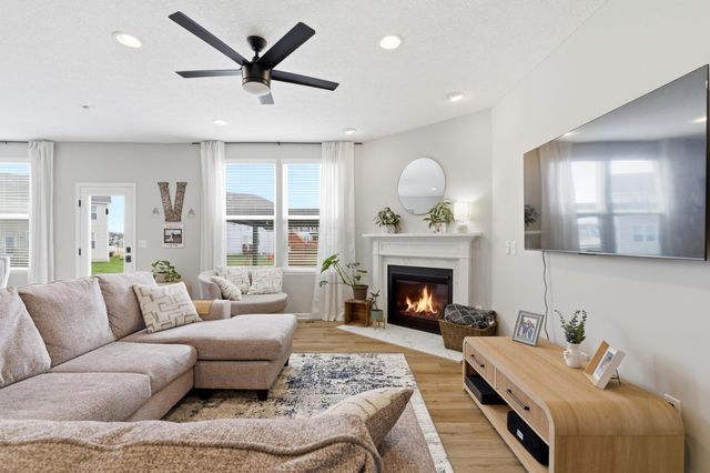 749 Peacock Drive, Sunbury, OH 43074