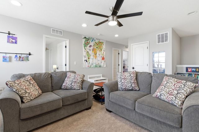 749 Peacock Drive, Sunbury, OH 43074