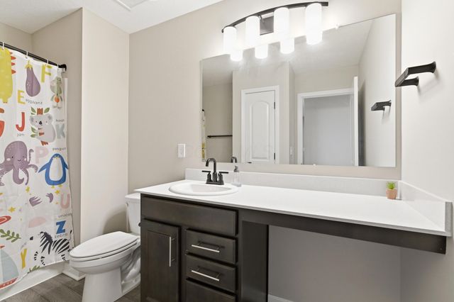 749 Peacock Drive, Sunbury, OH 43074