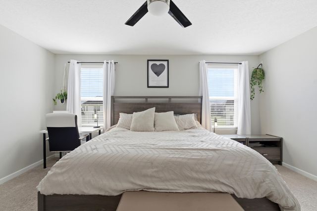 749 Peacock Drive, Sunbury, OH 43074