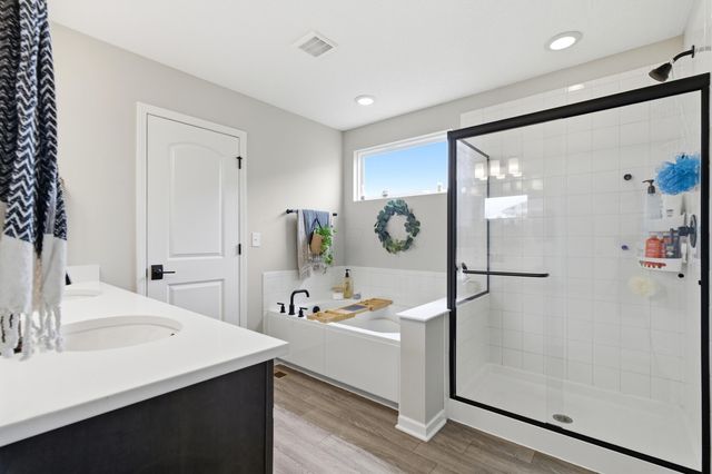 749 Peacock Drive, Sunbury, OH 43074