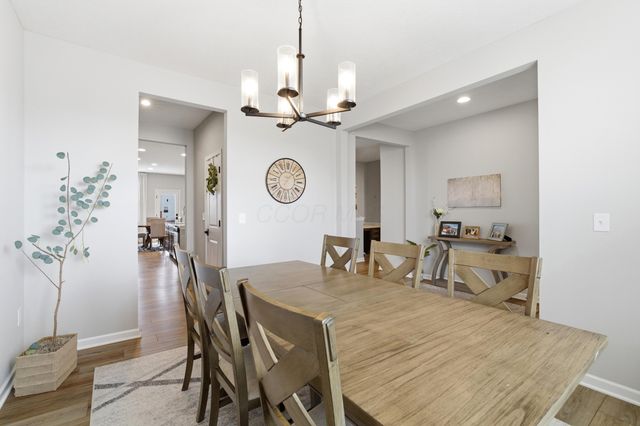 749 Peacock Drive, Sunbury, OH 43074