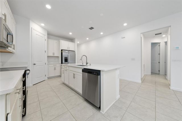 1133 MATTIE POINTE BOULEVARD, Auburndale, FL 33823